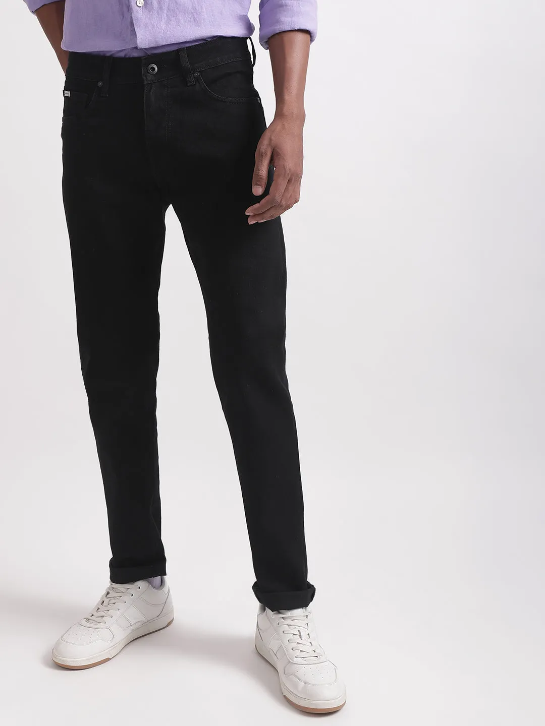 Lindbergh Men Black Solid Tapered Fit Jeans