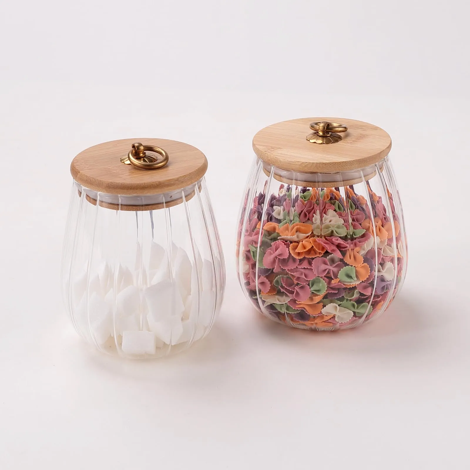 USHA SHRIRAM Borosilicate Containers with Wooden Lid (680ml, 830ml - 2Pcs) | Glass Container Jar for Kitchen Storage | Microwave Safe | Kitchen Containers Box with Air Tight Lid | Kitchen Organisers