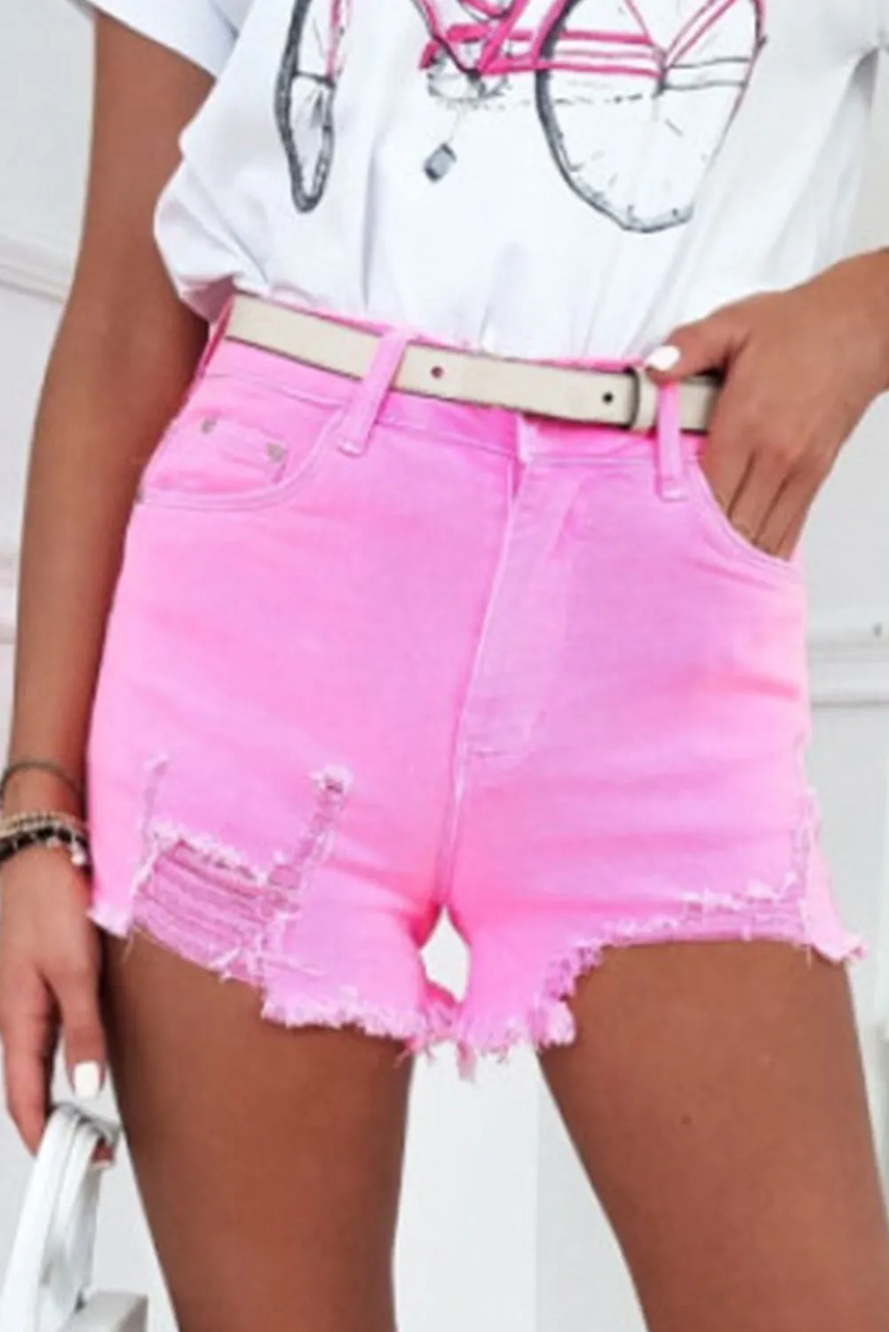 Women's Ripped Raw Hem Jean Shorts Distressed Denim Shorts